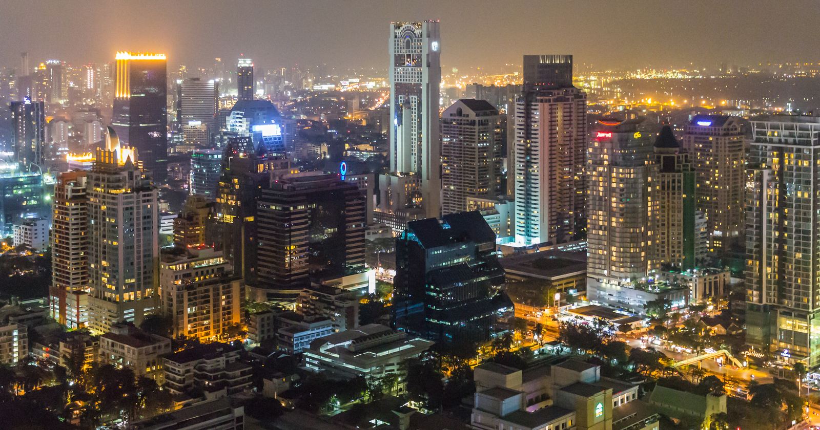 Bangkok Padel im Ambassador Hotel: Dachplätze, Preise und Buchung (2026)
