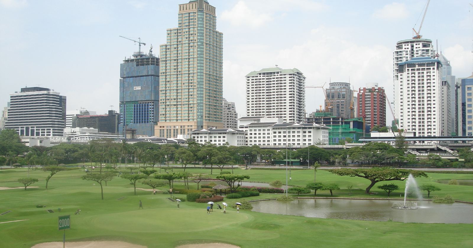 Padel ist das neue Golf fürs Networking in Bangkok (2026)